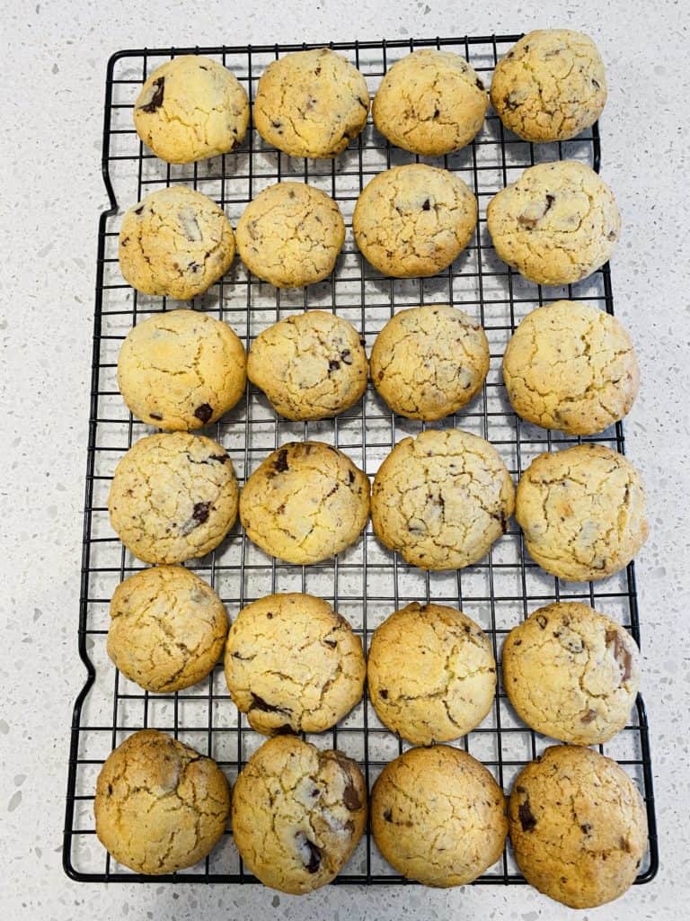 Chunky Chocolate oat cookies