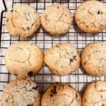 Chocolate chunk oat cookies