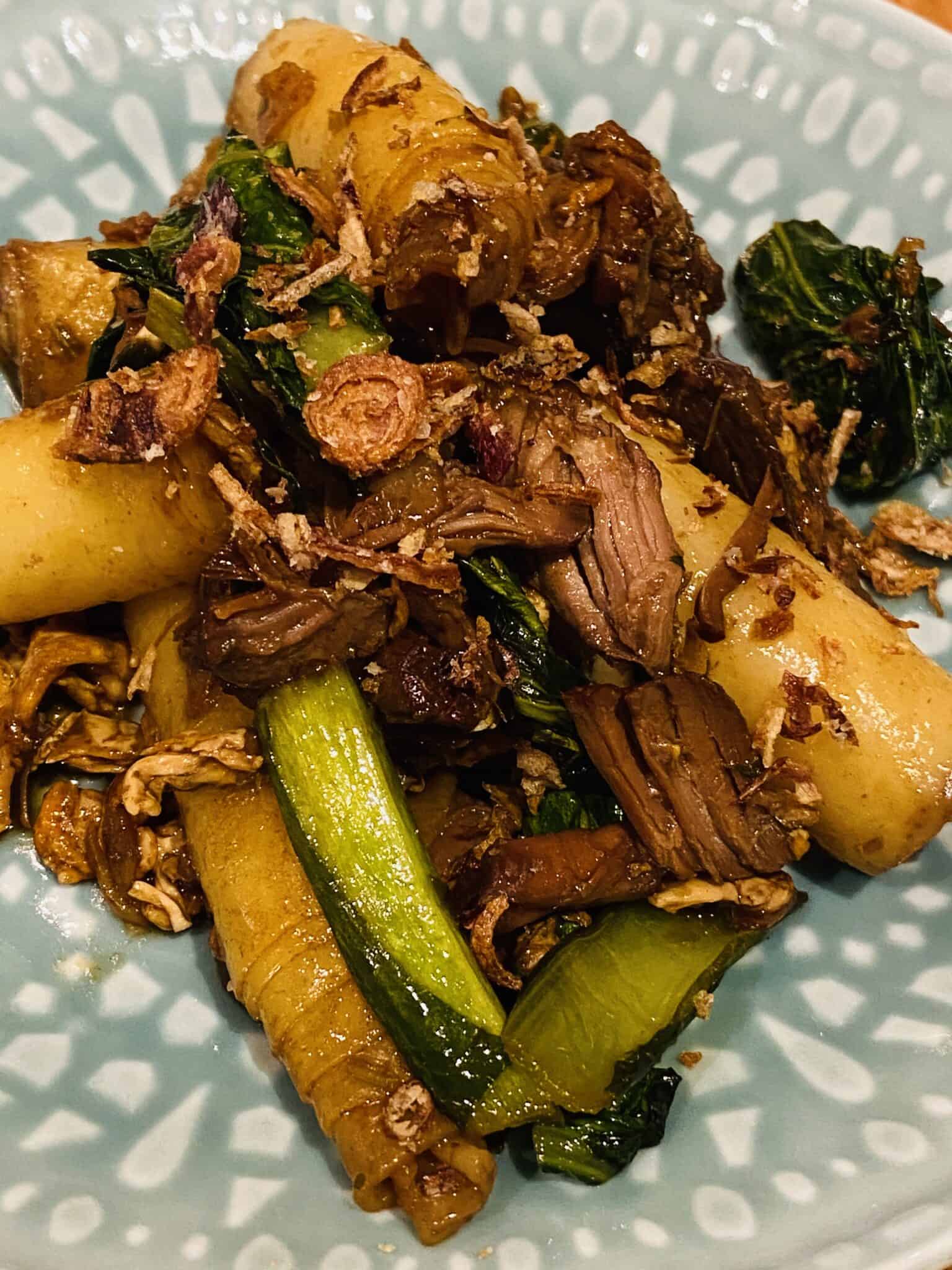 How to make Chin Chin's Beef Pad Seuw Chin Chin Recipe - 6 Hour Slow ...